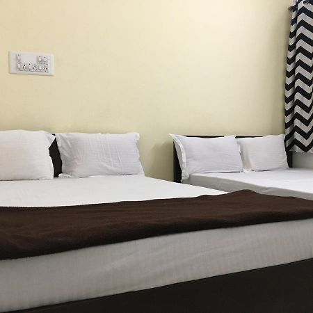 Srirangam Suit Rooms Tiruchirappalli Eksteriør billede